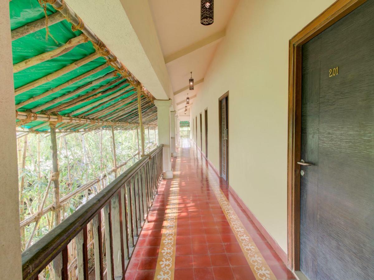 Capital O 36727 Plush Retreat Hotel Dive Екстериор снимка